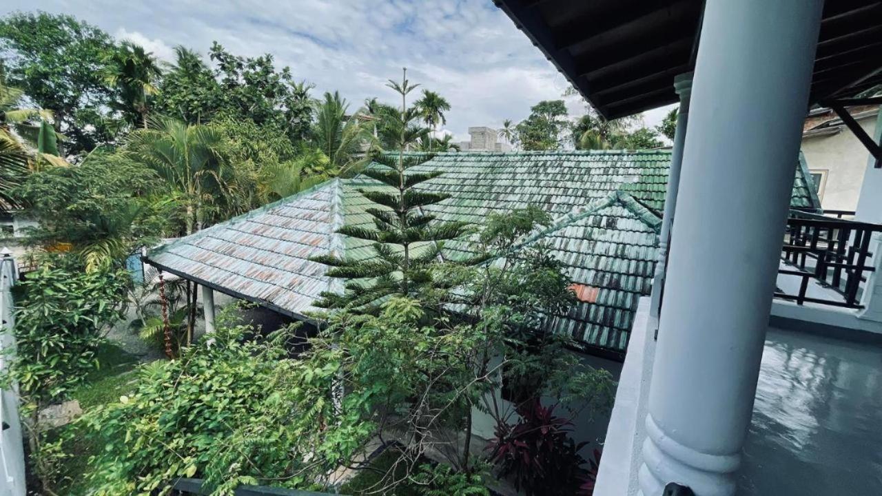 Rituale Guest House - Surf & Yoga Mirissa Eksteriør billede